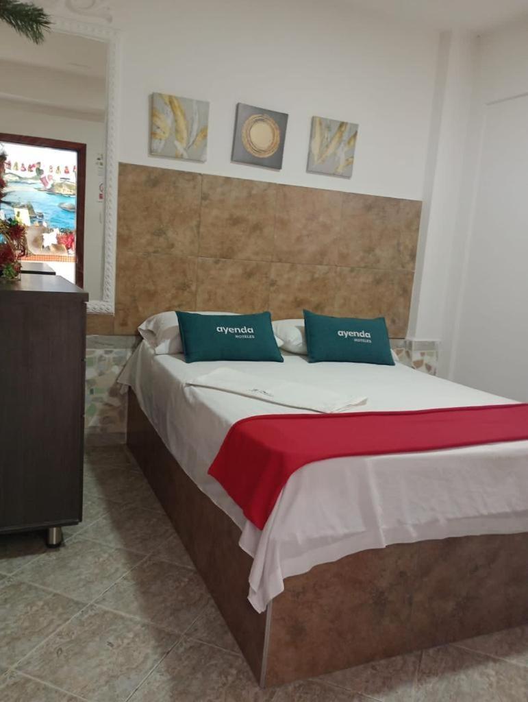 Hostal Kumbaya Santa Marta  Exterior photo